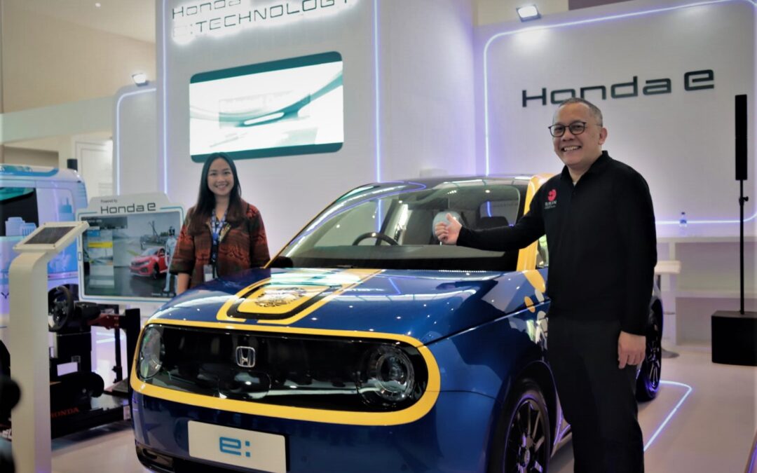Honda Hadir di Pameran Elektrifikasi IEMS 2023 dengan Tampilkan Dua Mobil Listrik