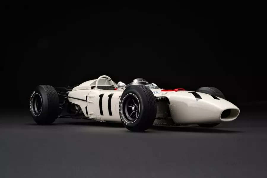 Honda Peringati 60 Tahun Kemenangan Pertamanya di F1 Dengan Meluncurkan Edisi Terbatas Miniatur Mobil Balap Honda RA272