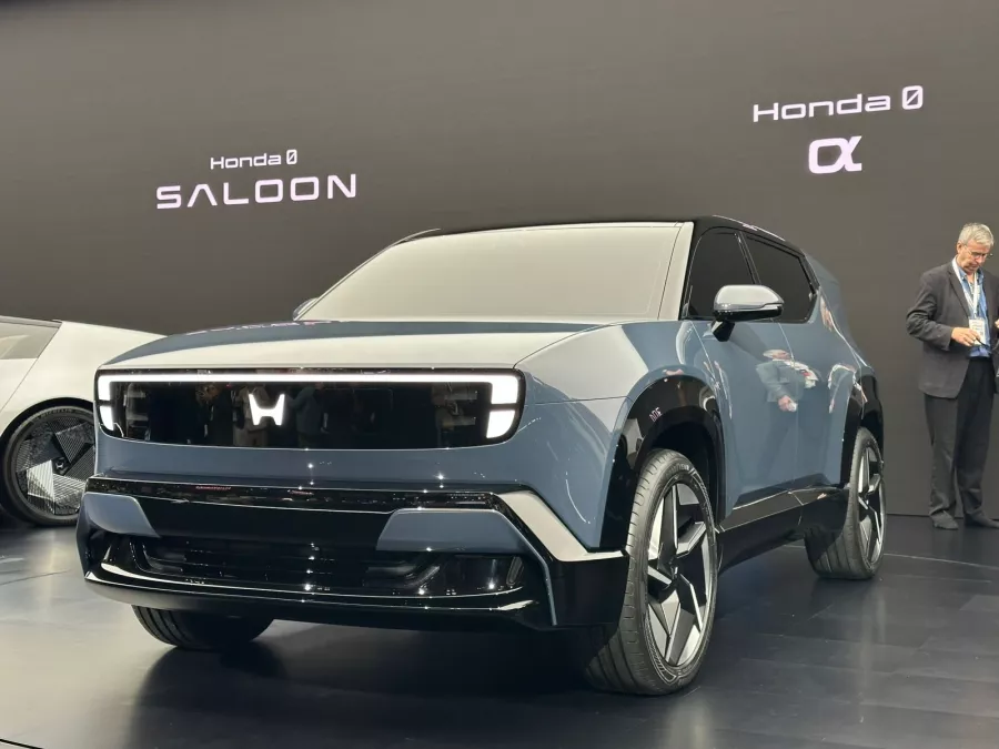 Honda 0 α Prototype Tampil dalam World Premiere di Japan Mobility Show 2025, Menandai Kehadiran SUV Baru Honda 0 Series